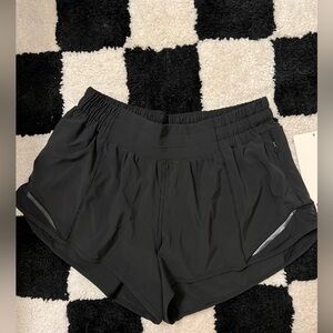 Lululemon hottie hot shorts